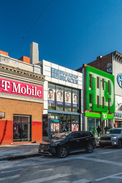 More Photos Of 22 Graham Ave, Brooklyn Storefront For Sale