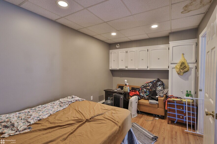More Photos Of 302 W Abbott St, Lansford Multifamily For Sale