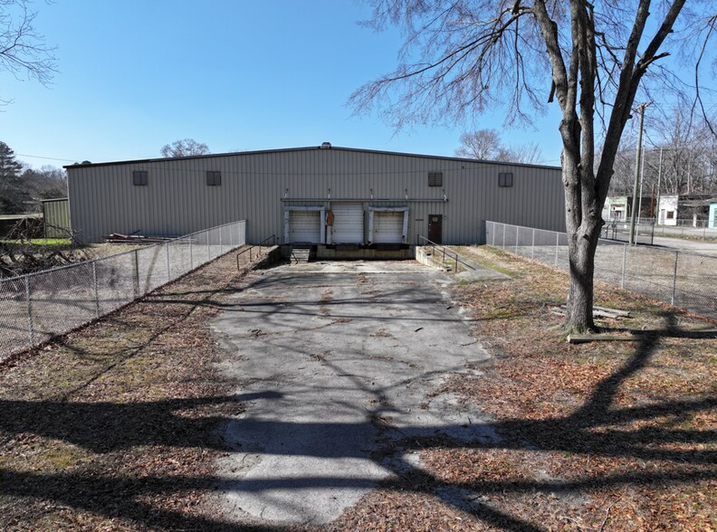 More Photos Of 312 E 9th St, Scotland Neck Industrial For Lease