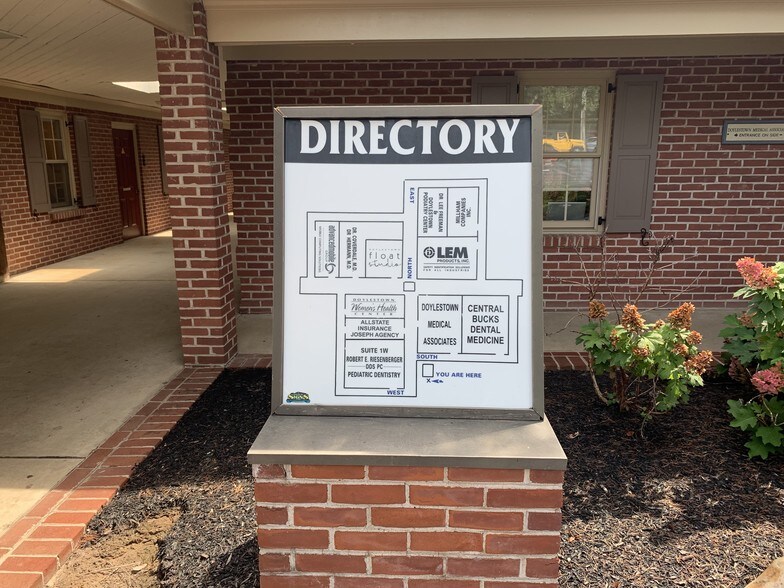 More Photos Of 301 S Main St, Doylestown Medical For Sale