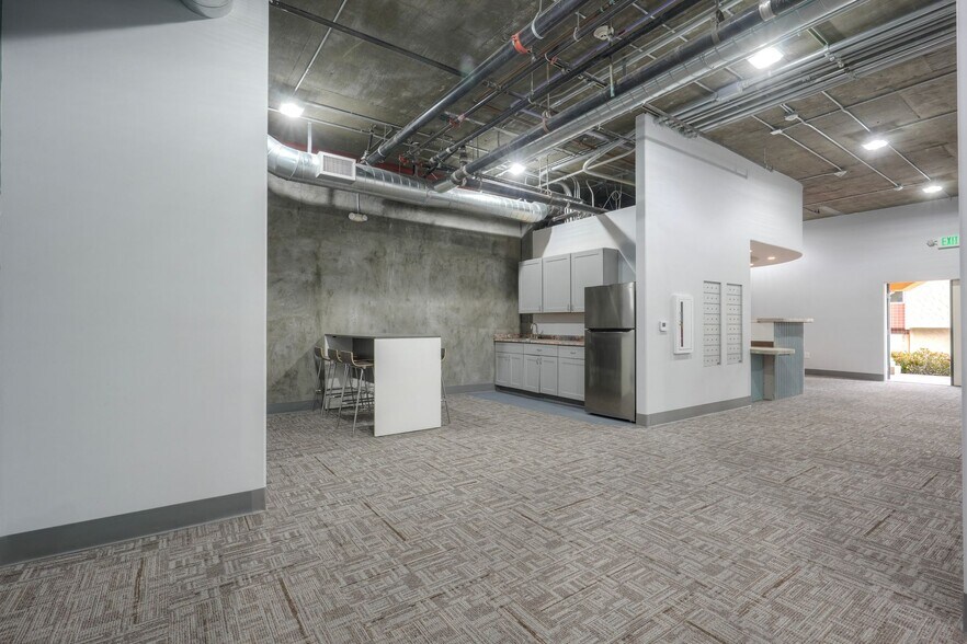 More Photos Of 2180 S El Camino Real, Oceanside Office For Sale