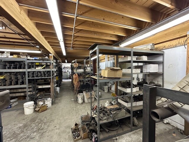 More Photos Of 2810 Big Bear Ridge Rd, Deary Warehouse For Sale