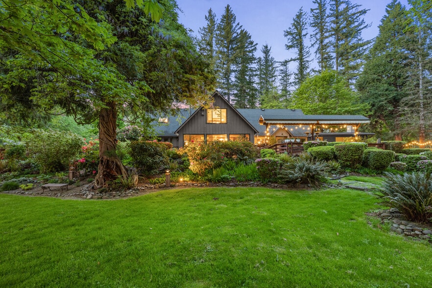 More Photos Of 49198 McKenzie Hwy, Vida Hospitality For Sale