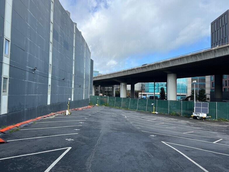 More Photos Of 98 Pennsylvania Ave, San Francisco Land For Lease