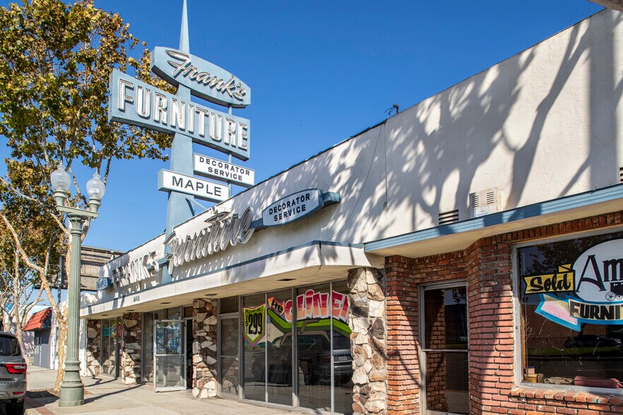 More Photos Of 16414-16424 Hawthorne Blvd, Lawndale Storefront For Sale