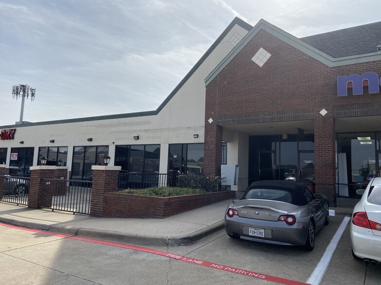 More Photos Of 18110 Midway Rd, Dallas Unknown For Lease