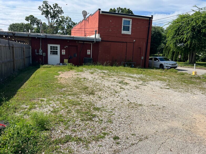 More Photos Of 118 Main st, Auburn Restaurant For Sale
