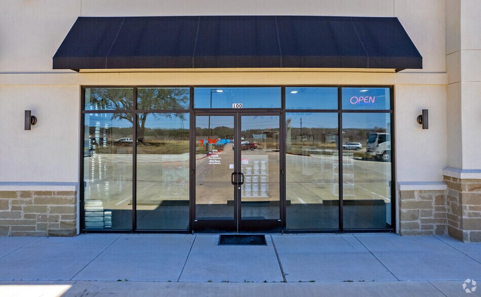 More Photos Of 1633 Highway 183, Leander Freestanding For Lease