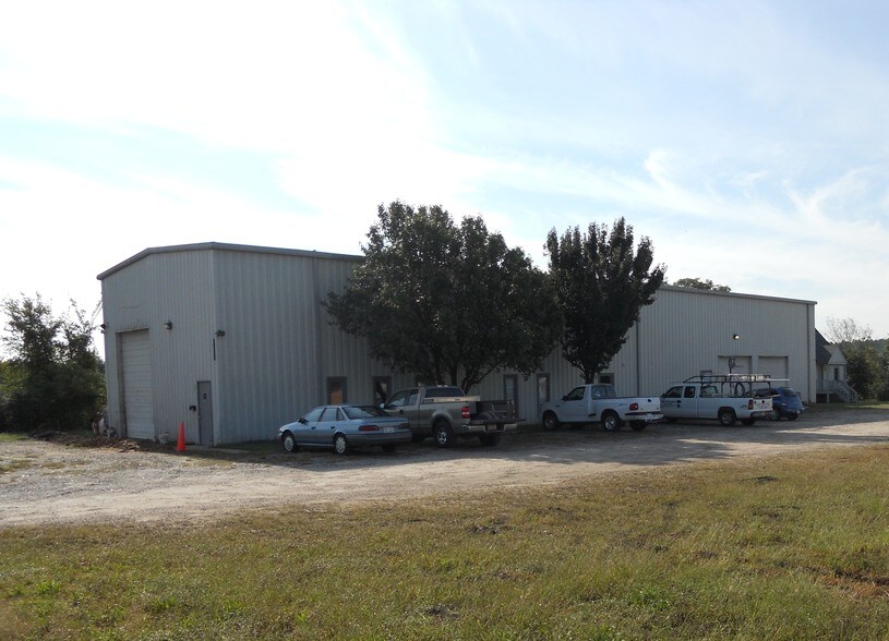 Primary Photo Of 3713 Overlook Rd, Raleigh Warehouse For Lease