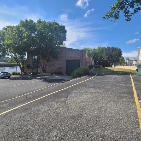 More Photos Of 1601 N Jessup St, Wilmington Manufacturing For Lease