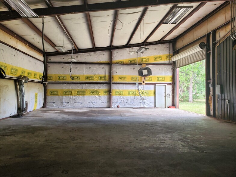 More Photos Of 1544 Jefferson Chemical Rd, Conroe Warehouse For Sale