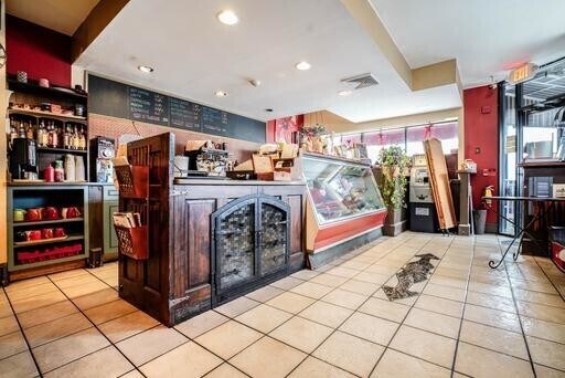 More Photos Of 2650-2652 E Somerset St, Philadelphia Restaurant For Lease