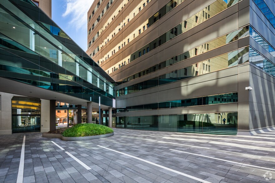 More Photos Of 101 N Robinson Ave, Oklahoma City Office For Lease