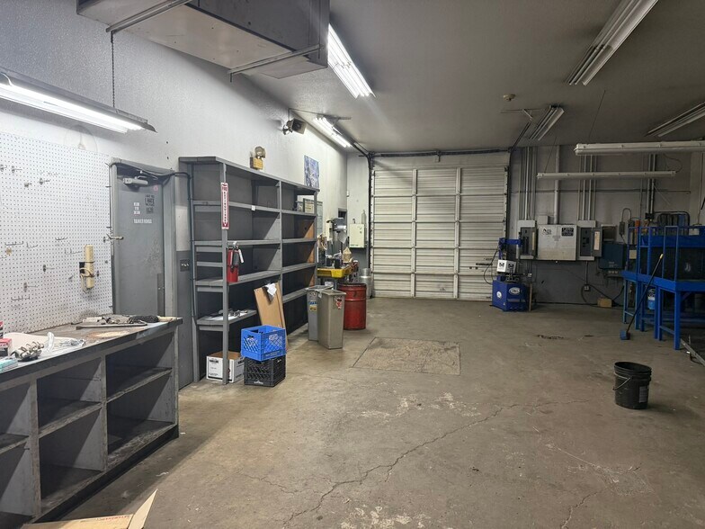 More Photos Of 16002 Pacific Ave S, Spanaway Auto Dealership For Sale