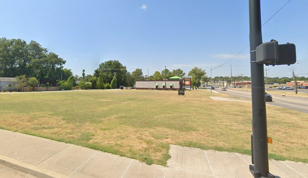 More Photos Of 1825 Arlington St, Ada Land For Sale