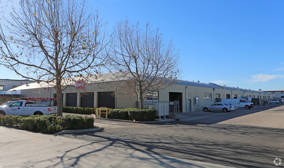 More Photos Of 2661 Alvarado St, San Leandro Warehouse For Lease