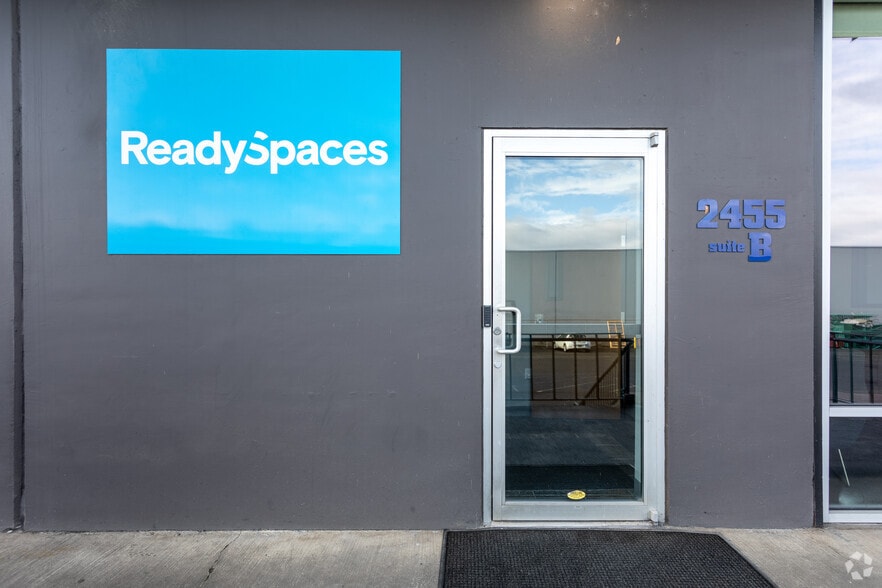 More Photos Of 2455 NW Nicolai St, Portland Warehouse For Lease