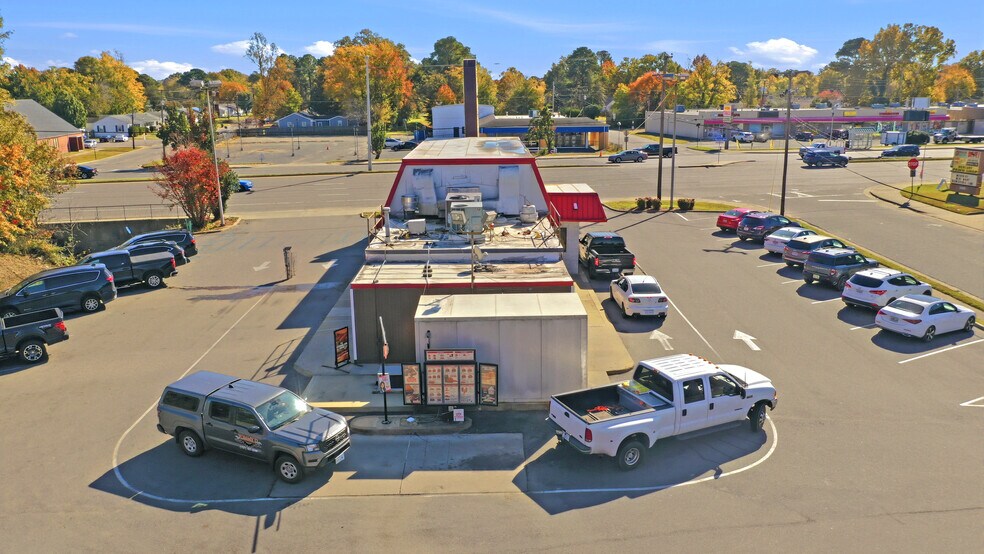 More Photos Of 3200 W Mercury Blvd, Hampton Fast Food For Sale
