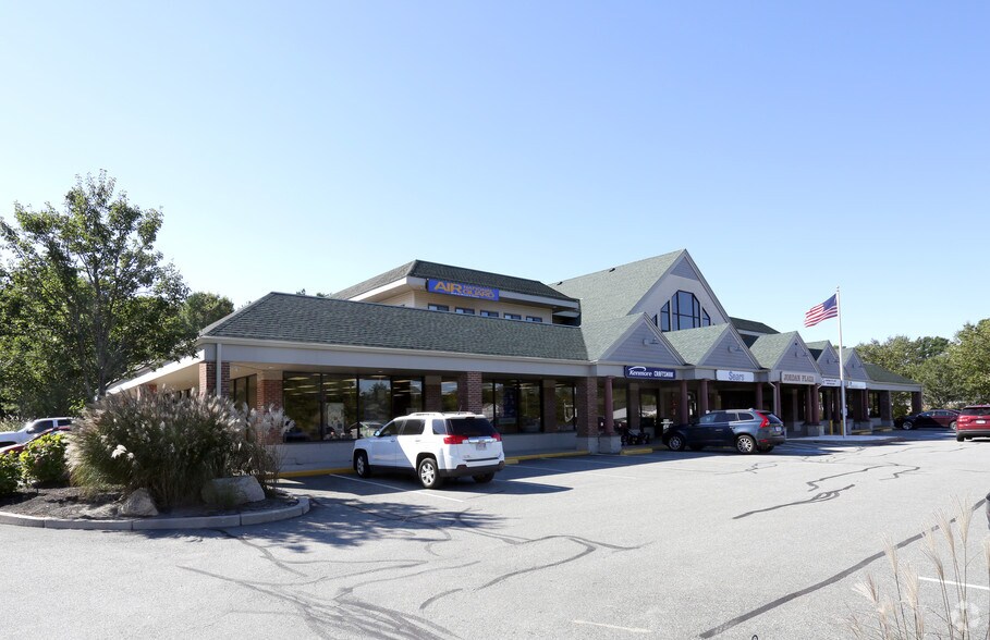 More Photos Of 3119 Cranberry Hwy, East Wareham Unknown For Lease