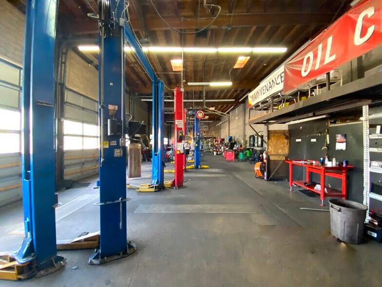 More Photos Of 2260 Arden Way, Sacramento Auto Repair For Sale