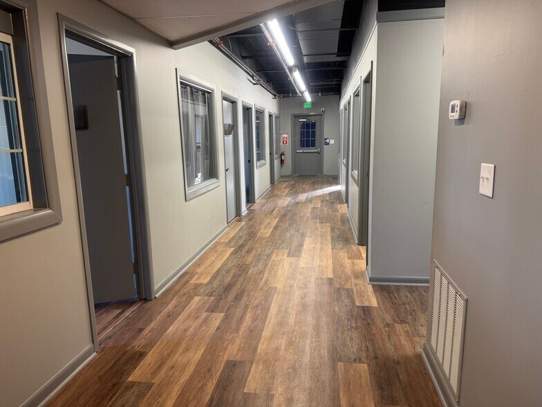 More Photos Of 1726 E Church St, Jacksonville Coworking Space