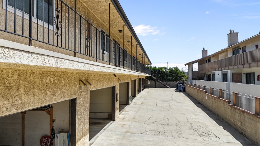 More Photos Of 508 W Imperial Ave, El Segundo Apartments For Sale