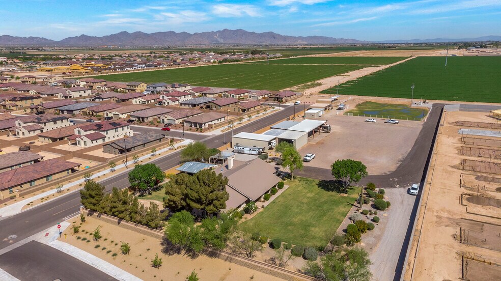 More Photos Of 18107 W Dunlap Rd, Goodyear Contractor Storage Yard For Sale