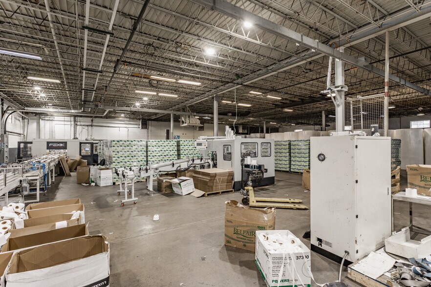 More Photos Of 1825 W 18th St, Anderson Warehouse For Sale