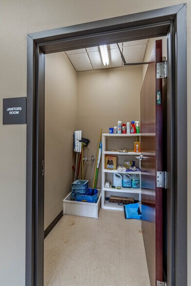 More Photos Of 6408 Highway 28 E, Pineville Office For Sale