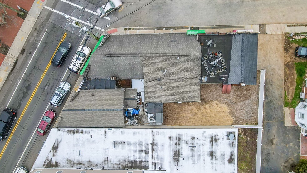 More Photos Of 15-21 Main St, Kings Park Storefront For Sale