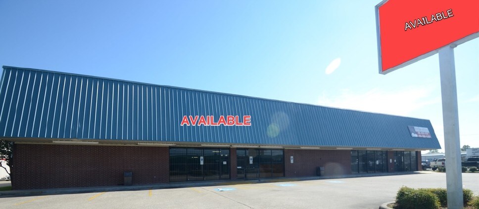 More Photos Of 42-46 N 11th St, Beaumont Freestanding For Lease