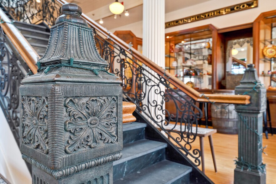 More Photos Of 15 Lebanon St, Hanover Freestanding For Sale