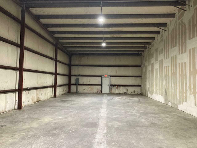 More Photos Of 3384 NE 34th ave, Wildwood Unknown For Lease