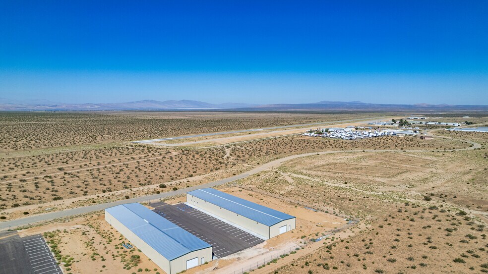 More Photos Of 5650 Lindbergh Blvd, California City Warehouse For Sale