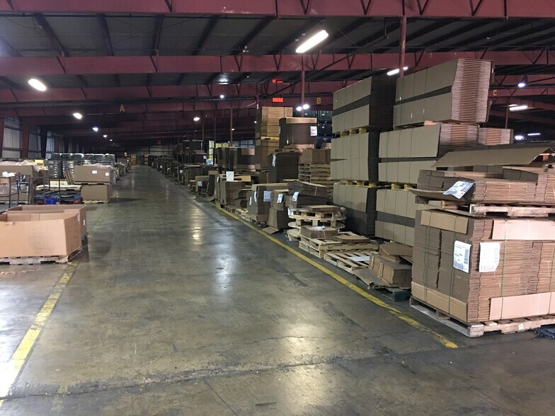 More Photos Of 710 Campbell Dr, Greeneville Warehouse For Lease