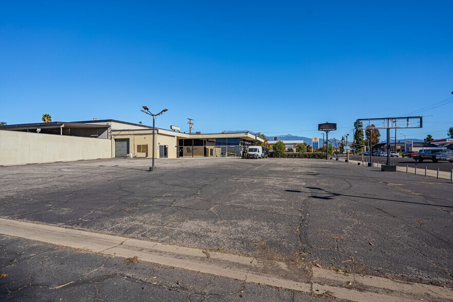 More Photos Of 3630 E Florida Ave, Hemet Auto Dealership For Sale