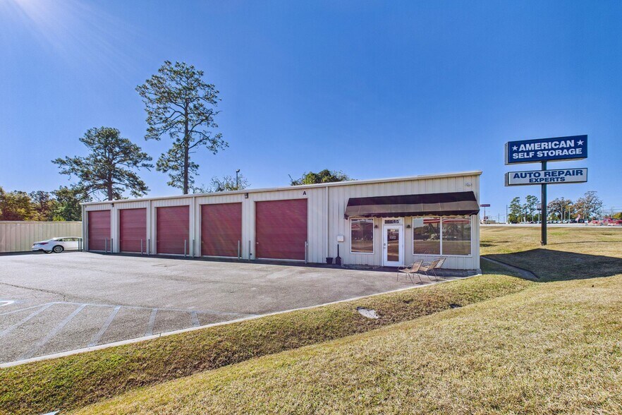 Primary Photo Of 4545 N Valdosta Rd, Valdosta Self Storage For Sale