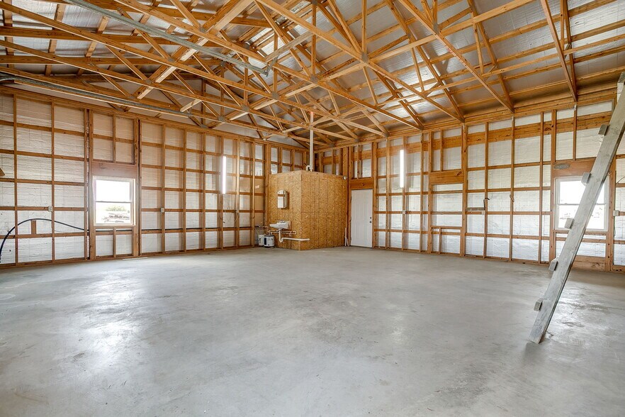More Photos Of 8309 County Road 106, Grandview Land For Sale