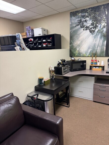 More Photos Of 20311 Birch St, Newport Beach Medical For Lease