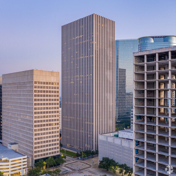 Primary Photo Of 601 Jefferson St, Houston Office For Lease