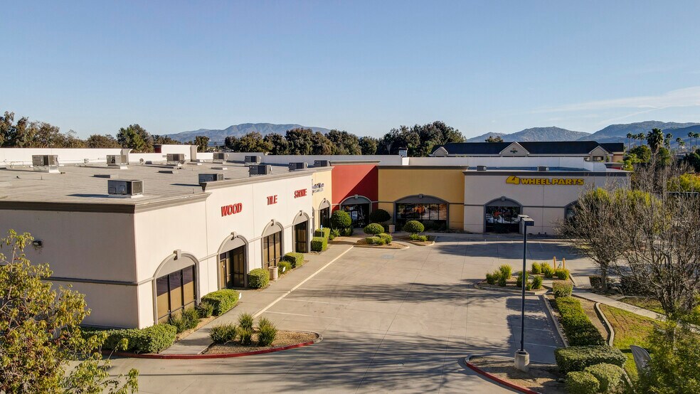 More Photos Of 27310 Madison Ave, Temecula Freestanding For Lease