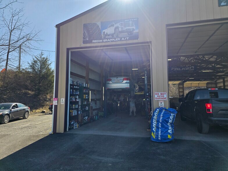 More Photos Of 130 Progress Way NE, Norton Service For Sale