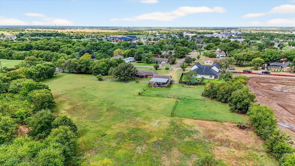 More Photos Of 102 N 9th St, Gunter Land For Sale