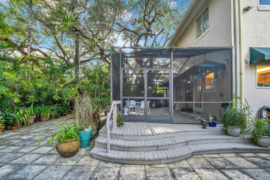 More Photos Of , Miami Multifamily For Sale