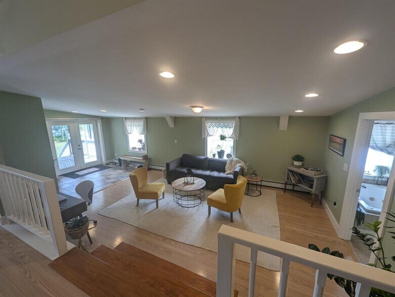 More Photos Of 225 Missing Link Rd, Bellows Falls Specialty For Sale