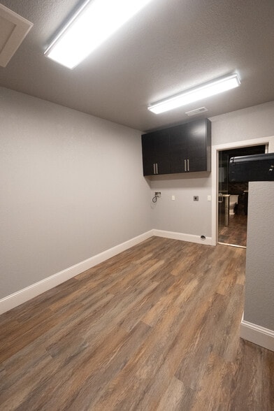 More Photos Of 12633 Shiloh Church Rd, Houston Warehouse For Sale