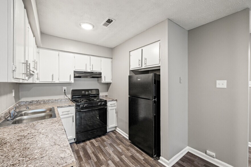 More Photos Of , Lexington Multifamily For Sale