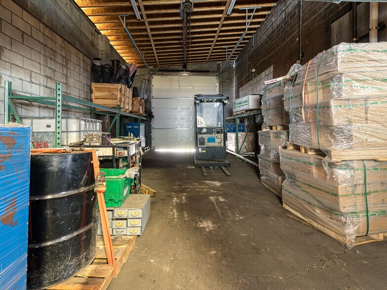 More Photos Of 111 Jones Ave, Monroe Warehouse For Lease