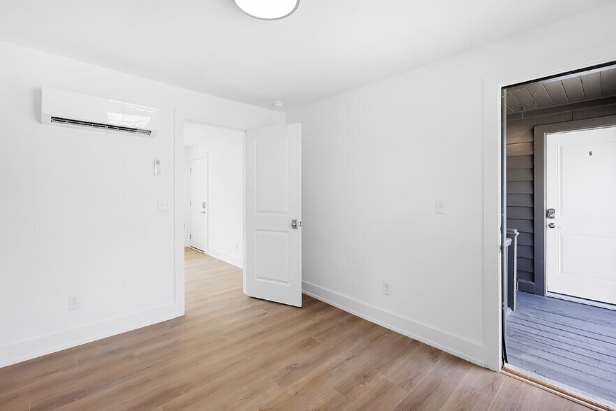 More Photos Of 701 Bowling Ave, Nashville Apartments For Sale