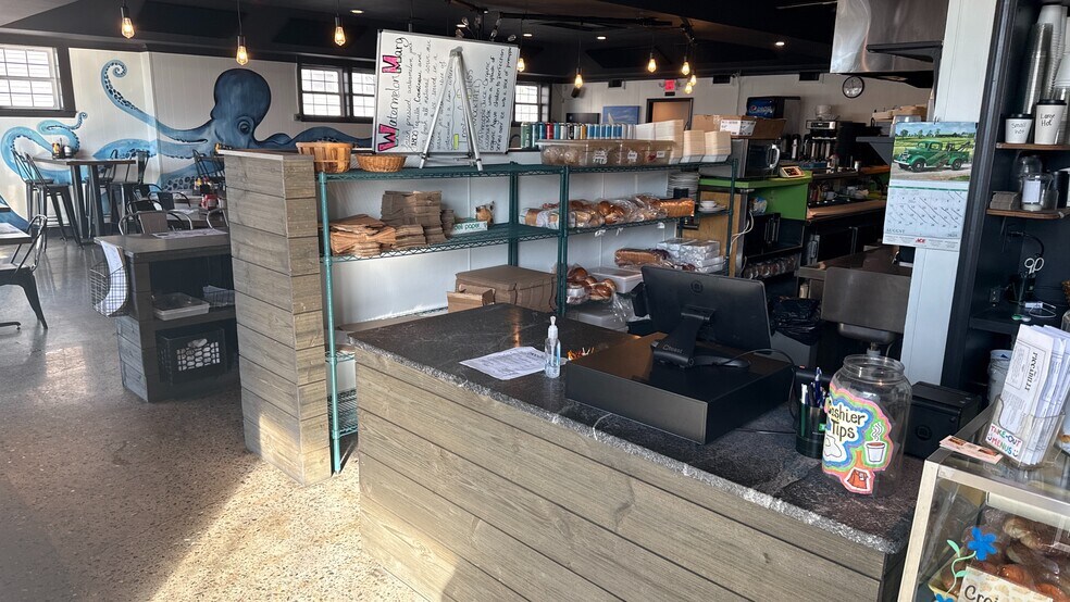 More Photos Of 1105 MA-28 Rt, South Yarmouth Restaurant For Sale